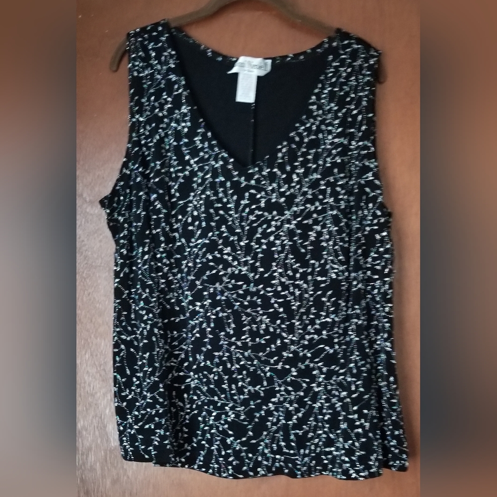 Dressy top - Picture 3 of 7